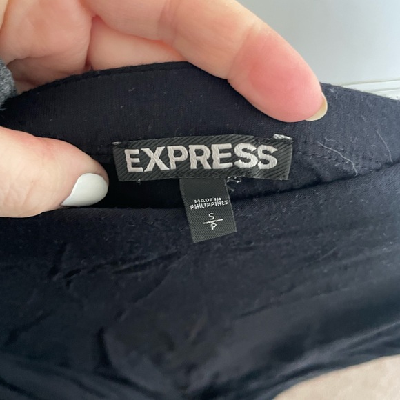 Express black asymmetric skirt - Picture 3 of 3